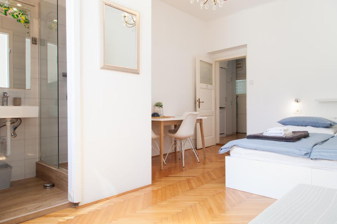Milla Rooms Split Extérieur photo